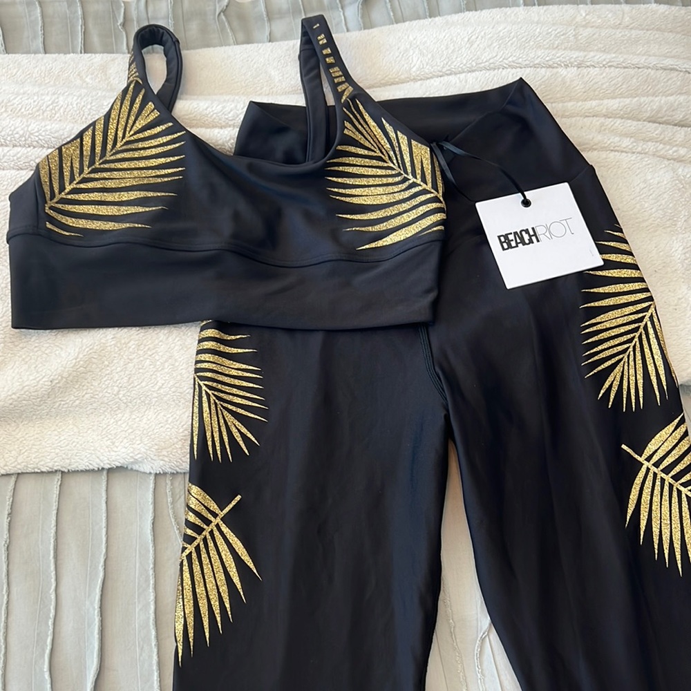 NWT Beach Riot Set Bra and Leggings